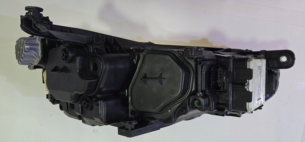 фото №16, Vw passat b8 lift alltrack 2023 iq.light matrix full led лампа левая eu 3g1