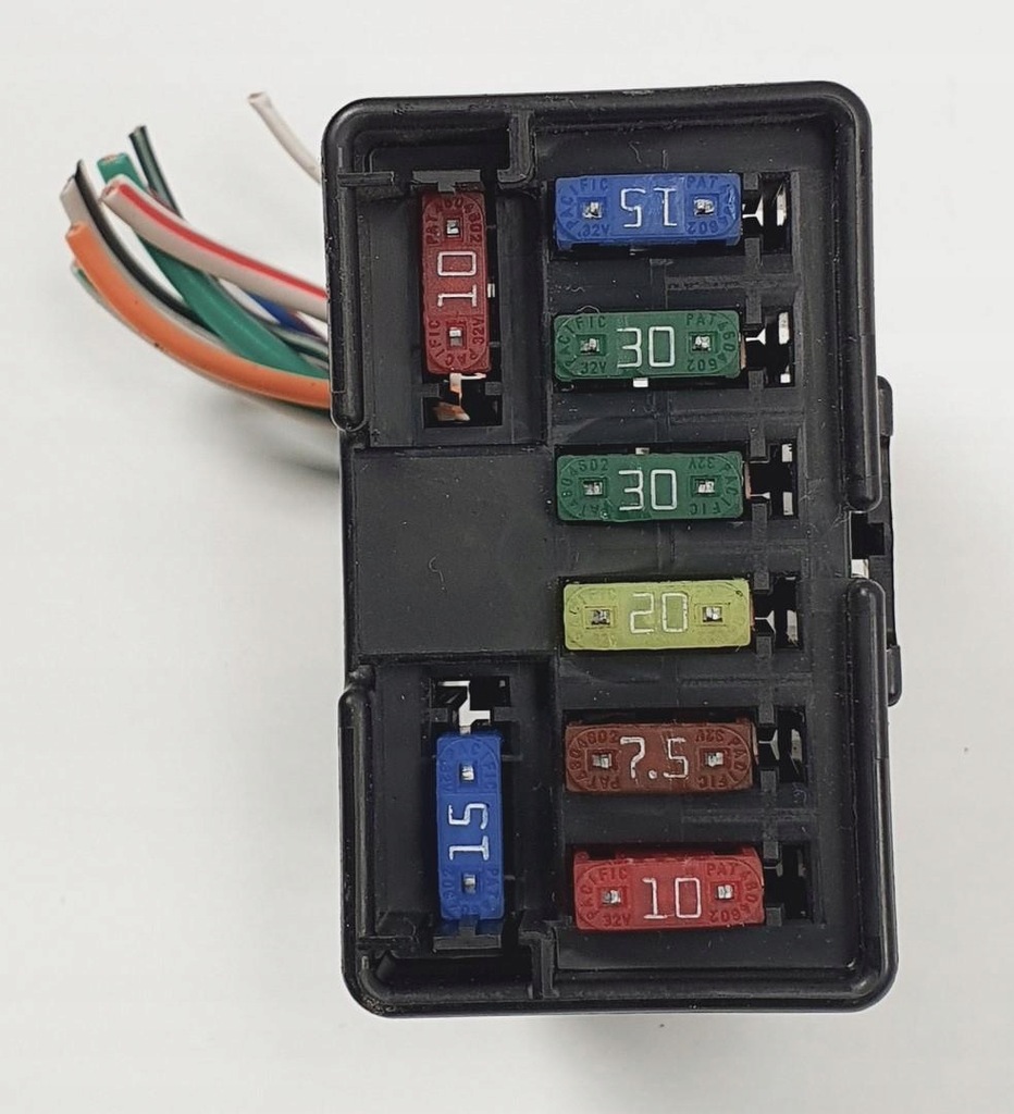 фото №1, Коробка предохранителей mazda rx-8 fb102400b