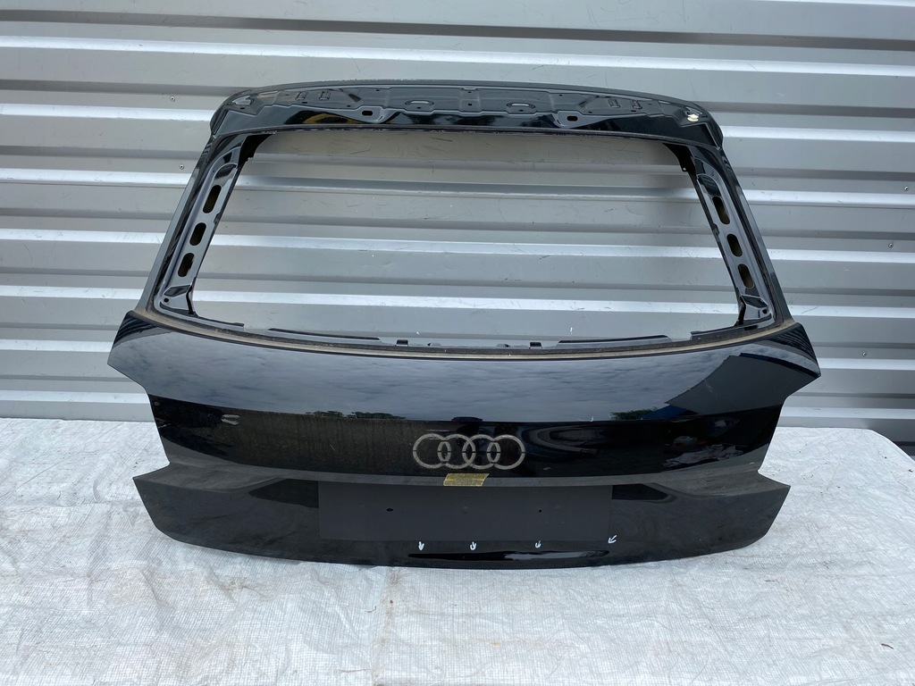 фото №1, Audi q2 кришка багажника задня 81a