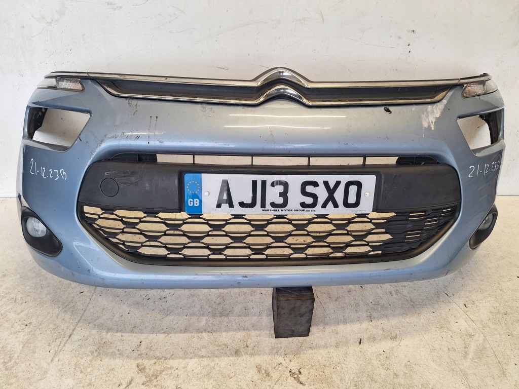 фото №1, Citroen c4 picasso ii 13-16 бампер + led