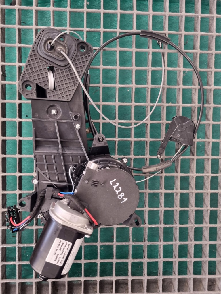 фото №1, Mercedes w447 vito v-klasa механизм дверь раздвижных a4477603400 idealny