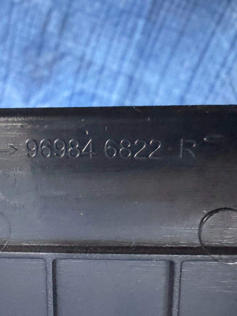 фото №14, Освітлення лампа стельовий renault megane v e-tech