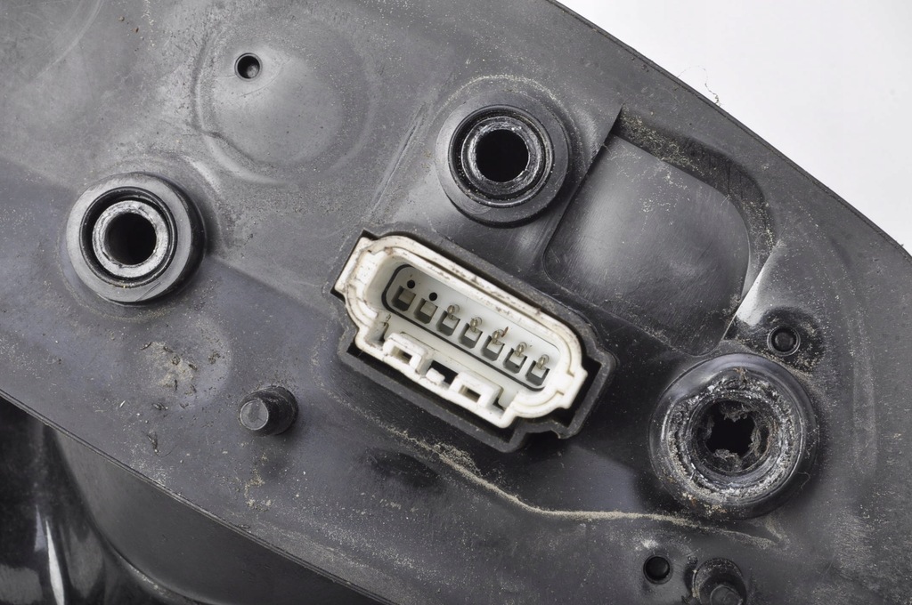 фото №8, Mitsubishi space wagon iii зеркало правое 5 pin eu