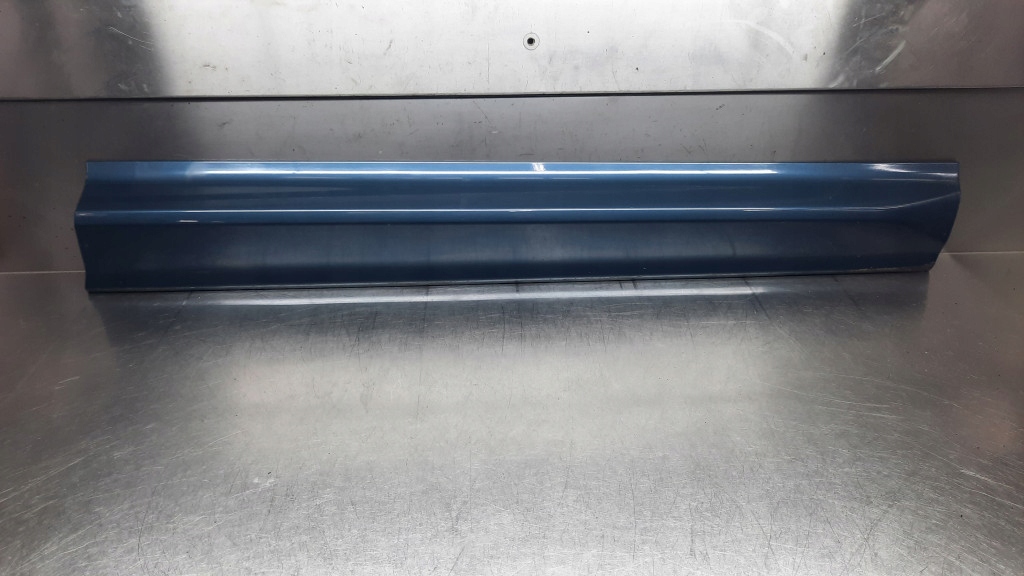 фото №1, Молдинг дверь правый перед 31440294 volvo xc60 ii