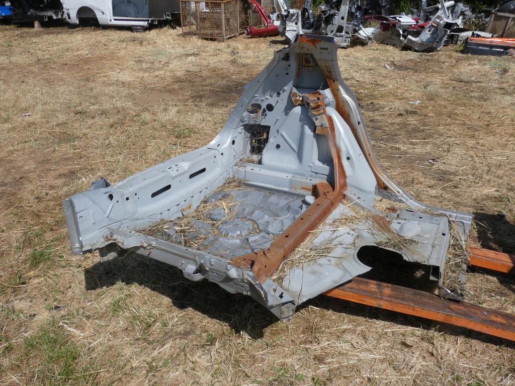 фото №8, Peugeot 308 t9 четверть pas задний поддон хэтчбек