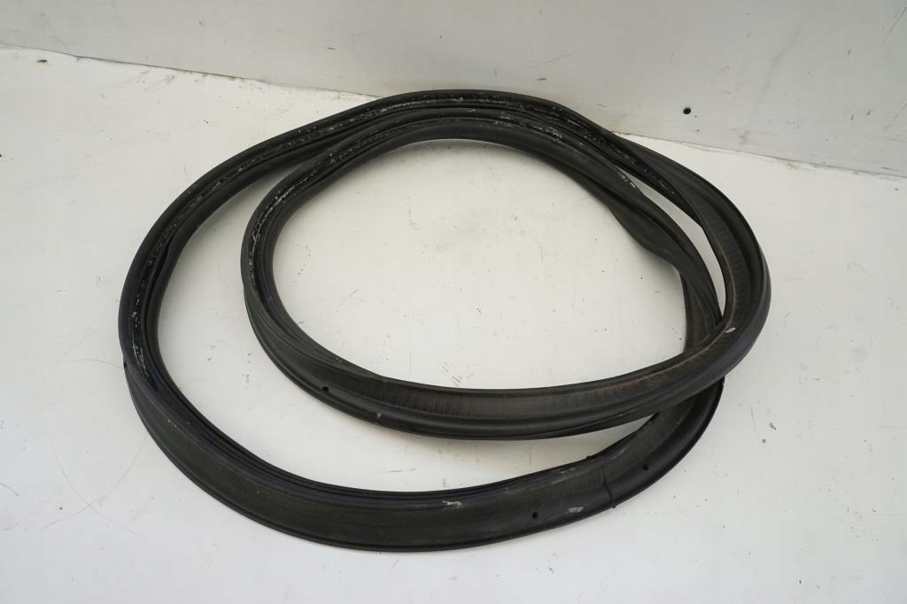 фото №1, Прокладка кришки багажника renault laguna iii coupe