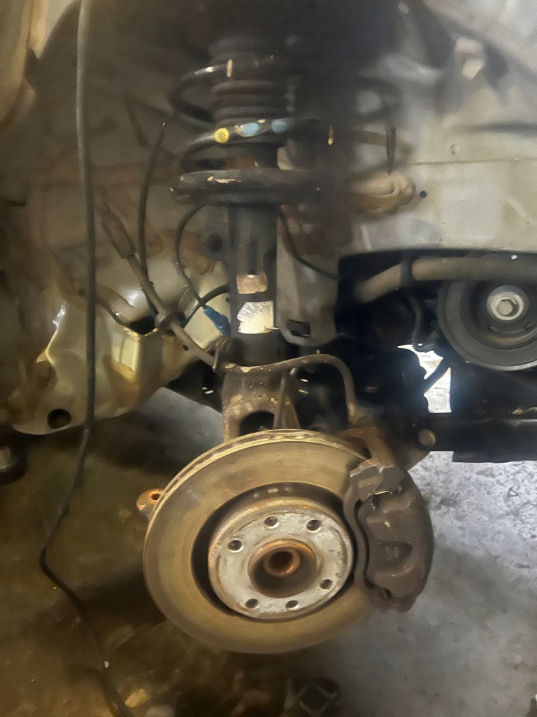 фото №1, Citroen c3 aircross macperson правый 1.5 bhdi