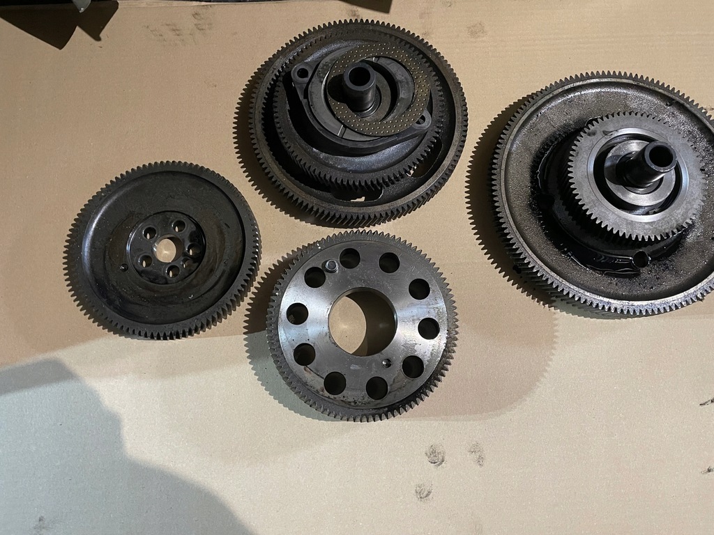 фото №1, Колесо колеса зубчасте розподільного валу scania r xpi 1784534 1763438