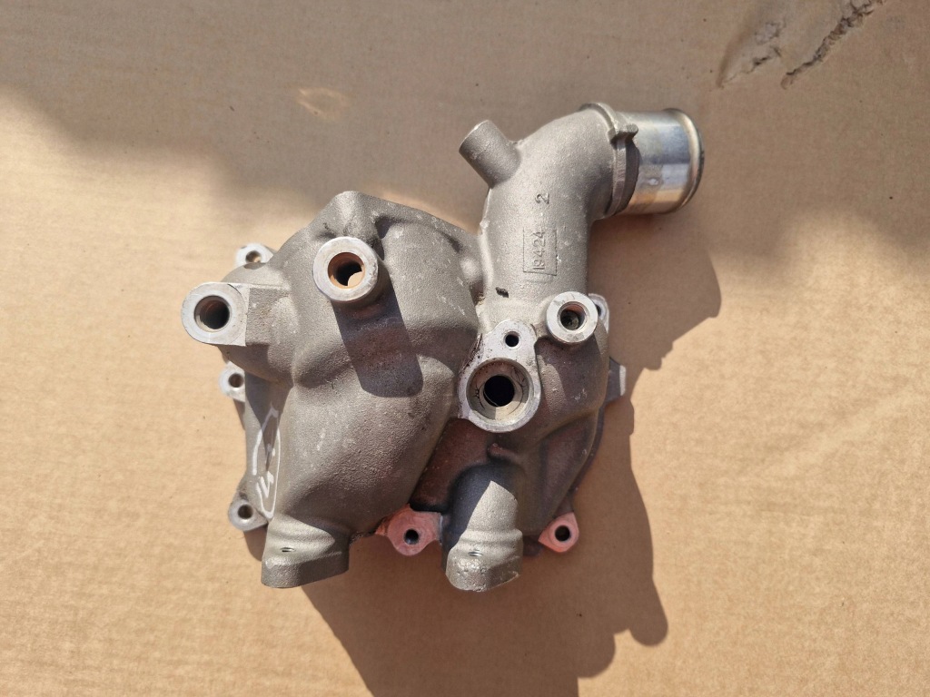 фото №1, Корпус термостата ferrari 488 pista 316907