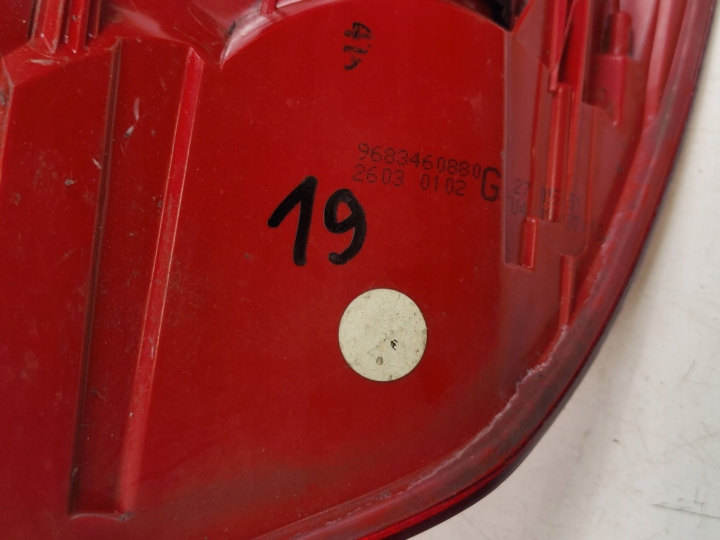 фото №6, Лампа левая задняя задняя w крыло peugeot 3008 i 9683460880