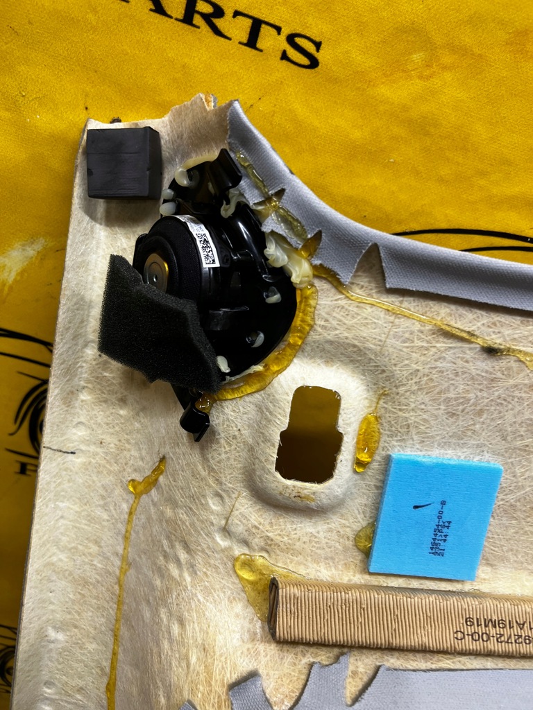 фото №9, Потолок потолок панорама крыша tesla model 3 przedlift