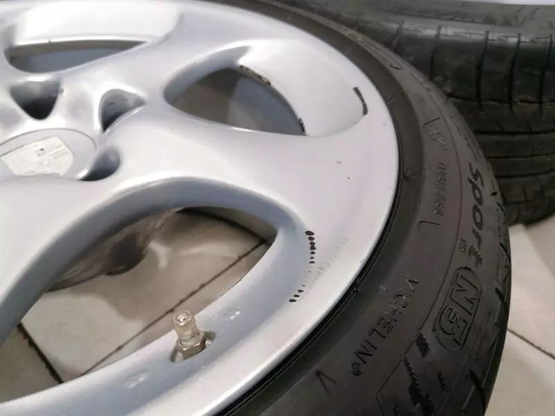 фото №14, R18 porsche 911 996 turbo набор диск алюминиевых диски aluminiowe 8j 11j