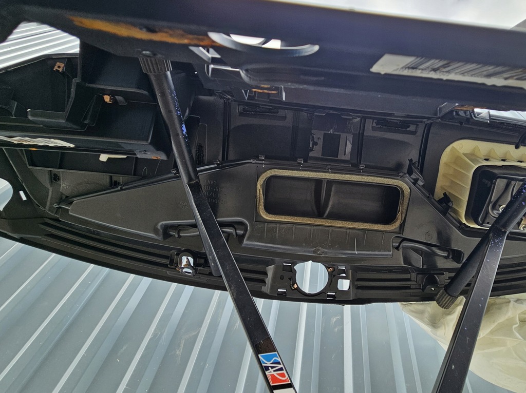 фото №11, Dodge ram 1500 09- приборная панель приборная подушка usa