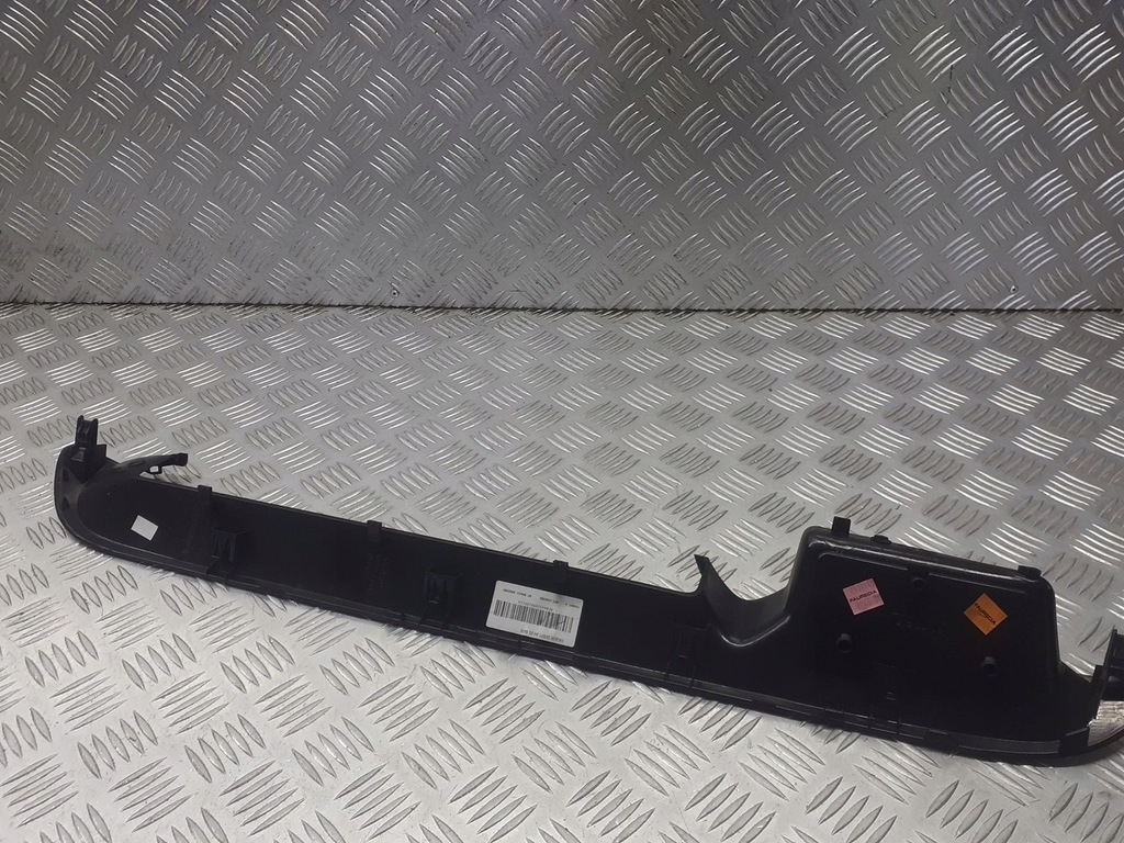 фото №3, Рамка защита спидометра renault scenic ii 8200233061