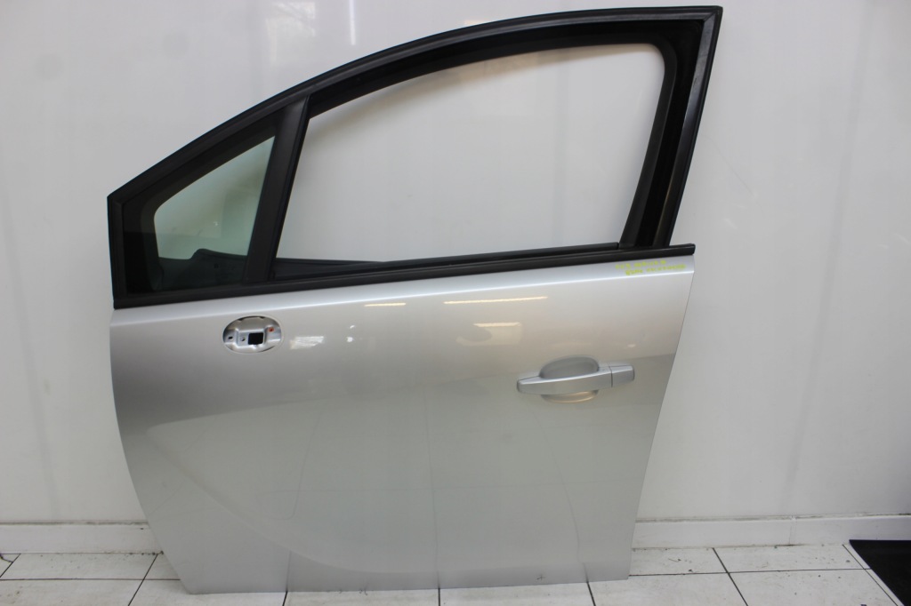 фото №1, Opel meriva b 10r- дверь левая передние левый перед z157