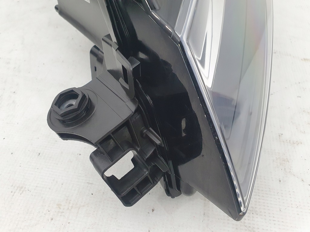 фото №10, Skoda superb 3 iii 3v1 lift full led левая перед