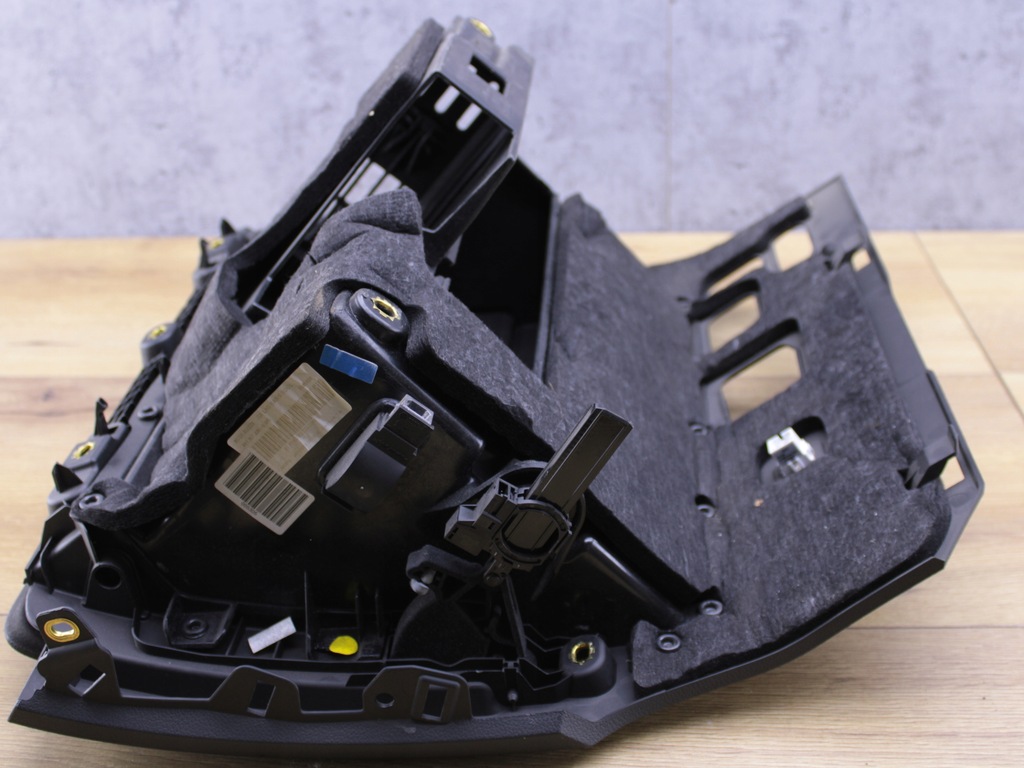 фото №9, Audi a3 8v sportback 2012-2020 бардачок пасажира навігація кондиціонер navi чорний