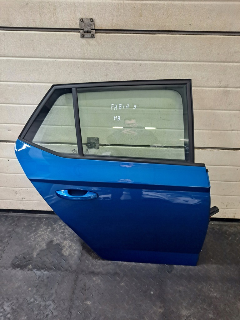 фото №1, Двері правий задня задні fabia iii hb 19r