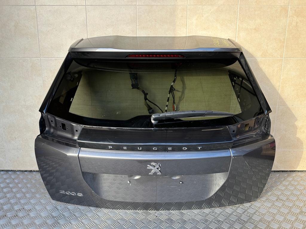 фото №1, Кришка багажника задня комплектна peugeot 2008 ii + камера