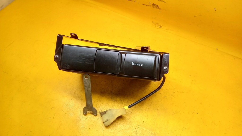 фото №6, Чейнджер дисков cd alhambra fl 00-05r 1j5035111a