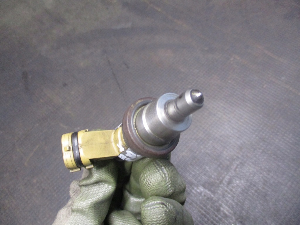 фото №6, Инжектор 5 , 23710-26011 toyota corolla verso ii 2.0 d4d 04-09 r.