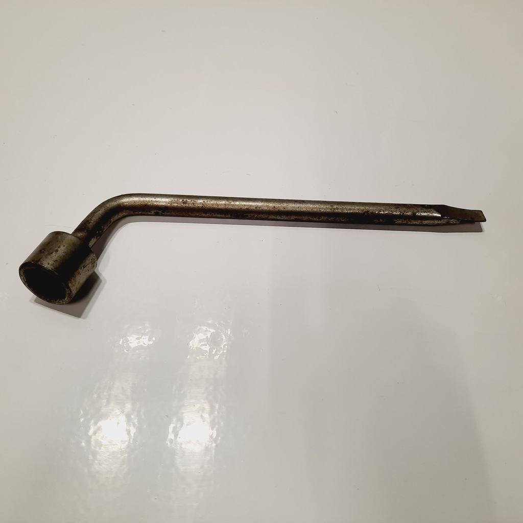 фото №1, Mazda 6 gg ключ do kół