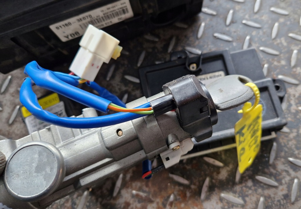 фото №3, Набор стартовый kia sorento i 2.5crdi 0281011579