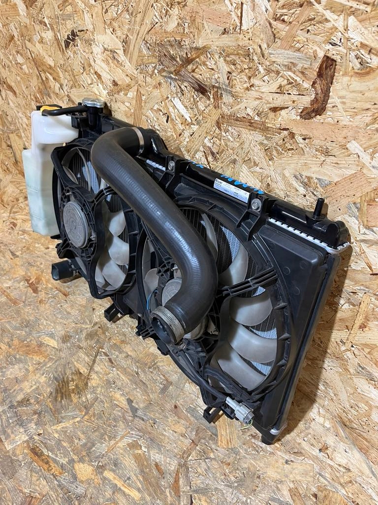 фото №5, Радиатор + вентиляторы subaru xv crosstrek 2022 rok 1.6 бензин оригинал