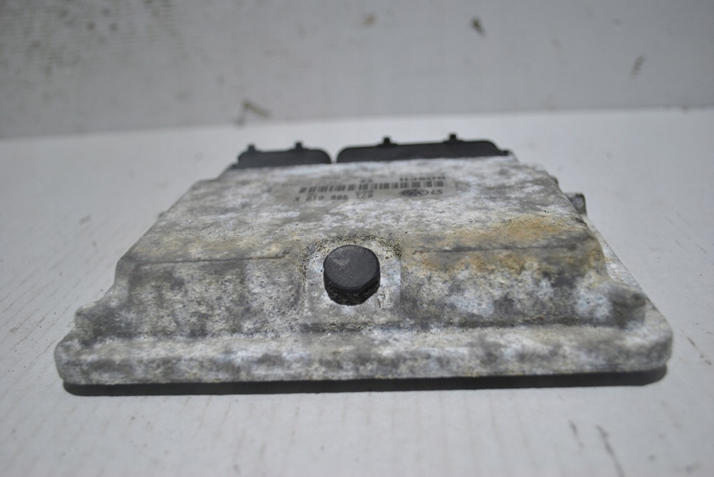 фото №6, Бортовий комп'ютер двигуна vw golf iv 071906018k 0261206175