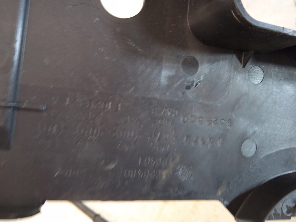 фото №12, Town country v 10- 20 кронштейн накладки порог usa p