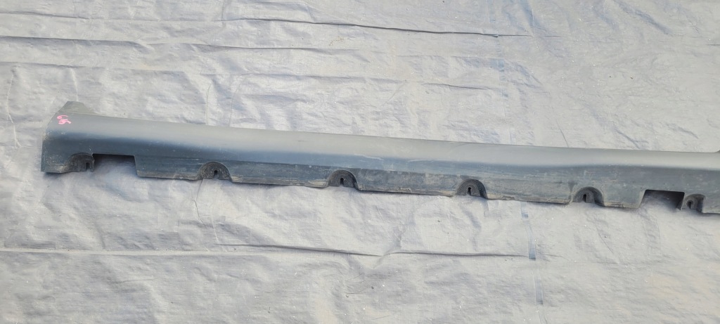 фото №1, Mercedes glc w253 x253 молдинг порог правая