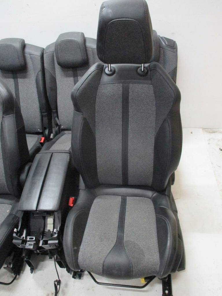 фото №8, Обивка pół кожа сиденья peugeot 5008 ii