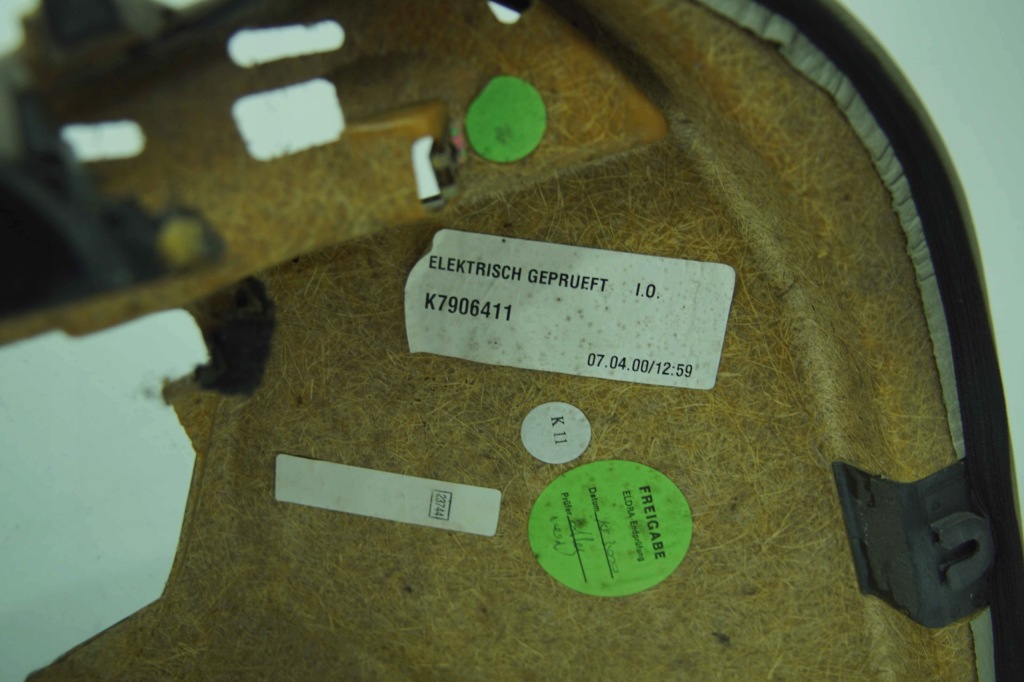 Оббивка дверей правих колір 265 бежевий mercedes cl w215 дорестайлінг в Україні