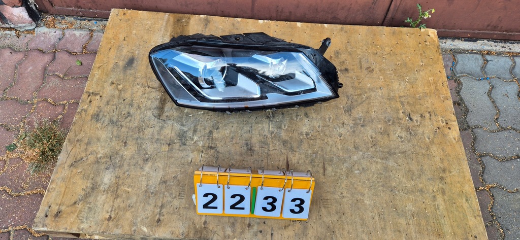 фото №1, Фара правий ксенон vw passat b7