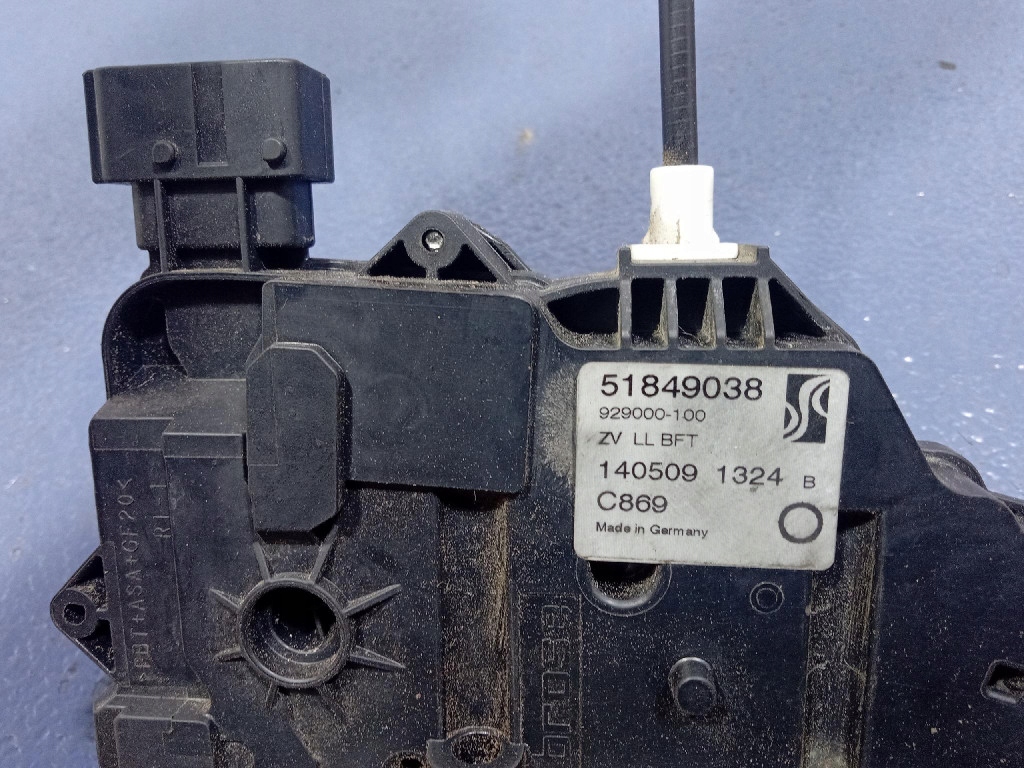 фото №5, Fiat grande punto замок дверь перед правый 51849038 6 pin