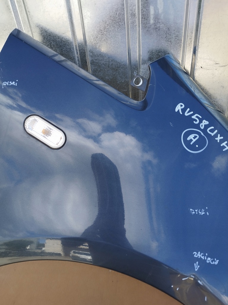 Крыло  правый  перед ford c-max mk1 рестайлинг  lata 2007-2010 оригинал цвет h4 с Разборки