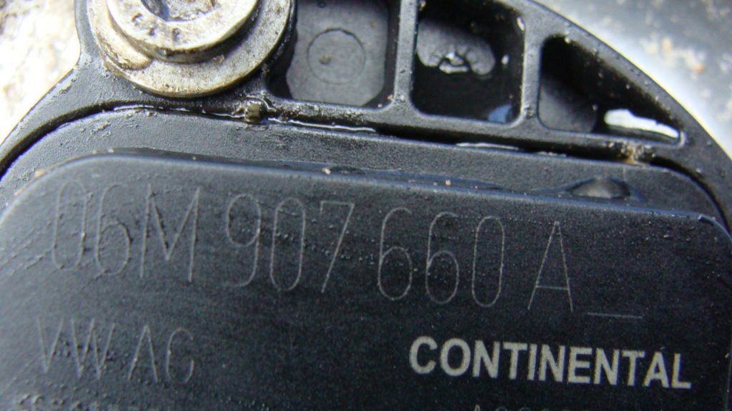 Поддон масляная + датчик масла audi a8 5d 3.0 tfsi 06m103602p 06m907660a в Украине