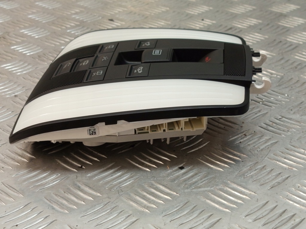 фото №15, Mercedes w212 лампа потолочный освещение кабины a0009054903