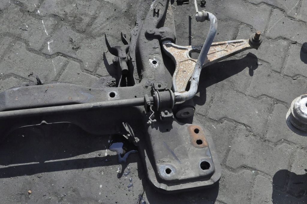 фото №5, Peugeot 807 подрамник подвеска перед