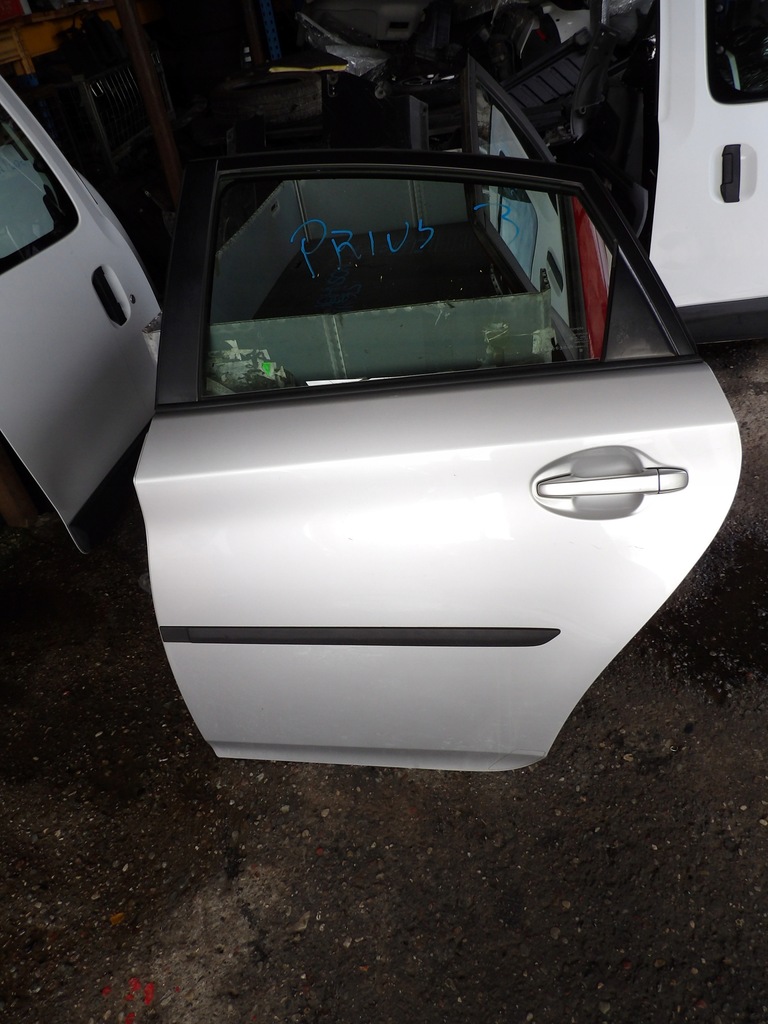 фото №1, Дверь левая задняя задние toyota prius iii 3