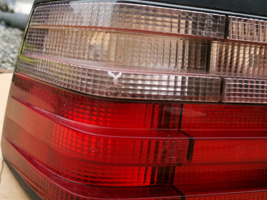 Купити Лампа задній ліва права mercedes w124 sedan e-klasa