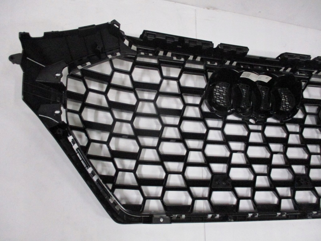 фото №8, Решётка радиатора решётка радиатора audi rsq3 83a853651d серебристый значок