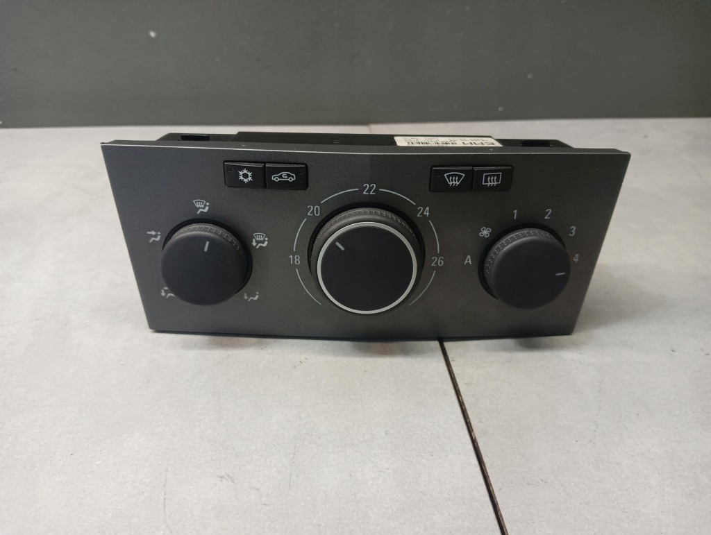 фото №1, Панель кондиціонера opel astra h 1.7 13231051
