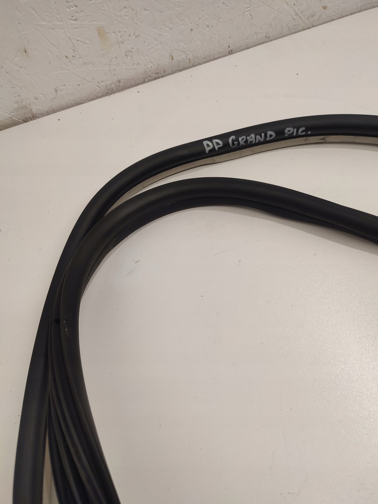 фото №8, C4 picasso i прокладка кузовная правый перед