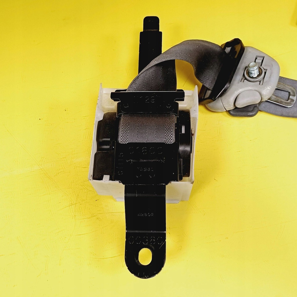 фото №12, Pas безпеки правий перед mitsubishi colt c1115 nr642