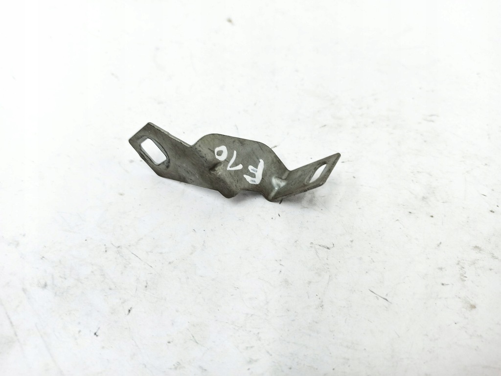 фото №8, Bmw 5 f10 f11 2013 елементи кріпильні