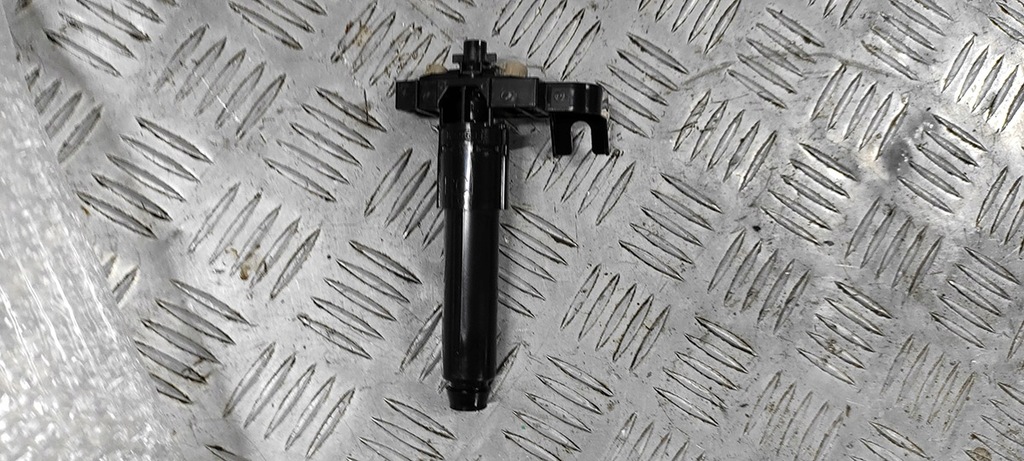 фото №2, Lexus rc f gs f омыватель фара насадка