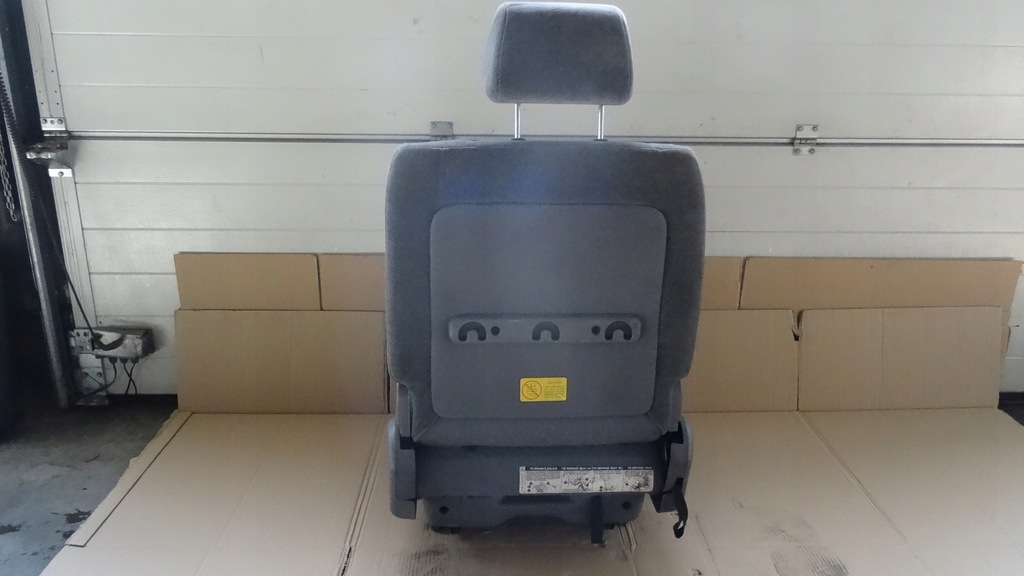 фото №8, Kia carnival i сидіння правий задня iii ряд