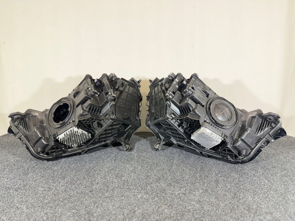 Audi q3 2 83a full led фара ліва правий перед фари комплект європа  super Недорого