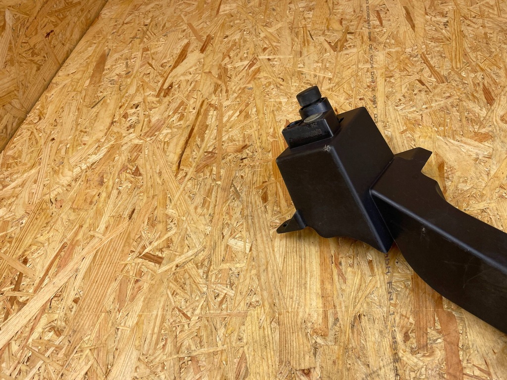 фото №6, Кронштейн кронштейн панель фары лампы перед правый volvo xc40 32234762 2017-